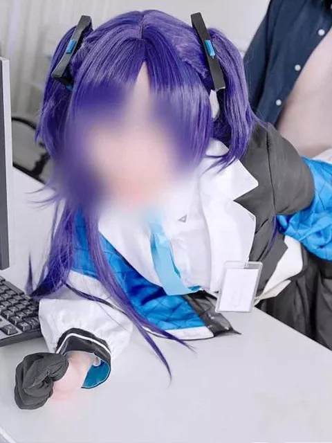 ブルアカ 早瀬ユウカ 「こんなの…絶対ダメなのに…っ！」ツンデレ美少女レイヤーとオフィスで禁断の生〇メSE〇！むっちむちのマ〇コにオナ禁精子を大量中〇し！と**と垂れてくる精液を膣奥にぬりたくって完璧♪