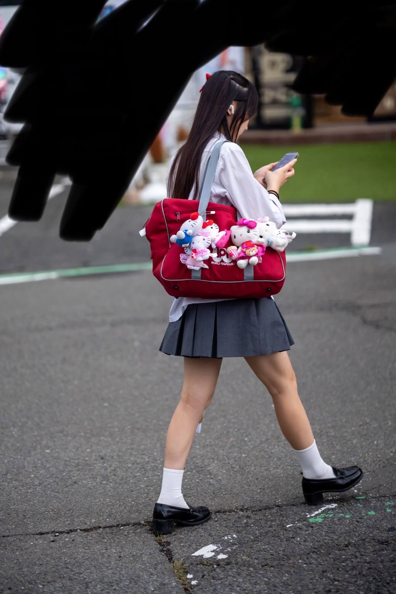 【画像】部活かな？塾かな？ん～夏休みもしっかり女子高生してて偉いね♡