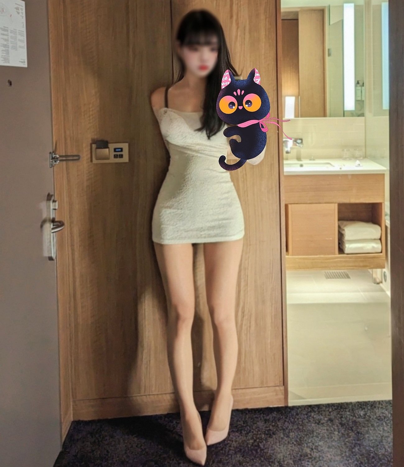 【画像】まんさん、股間を濡らしたエロ自撮りをSNSにあげるｗｗｗｗｗｗｗｗ