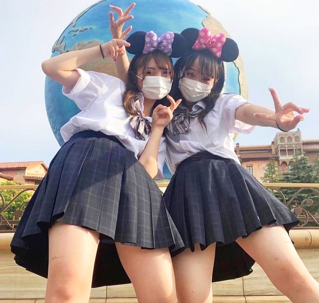 【画像】なぜ女子高生のムチッムチッ太ももはこんなにもエロいのかｗｗｗｗｗｗ