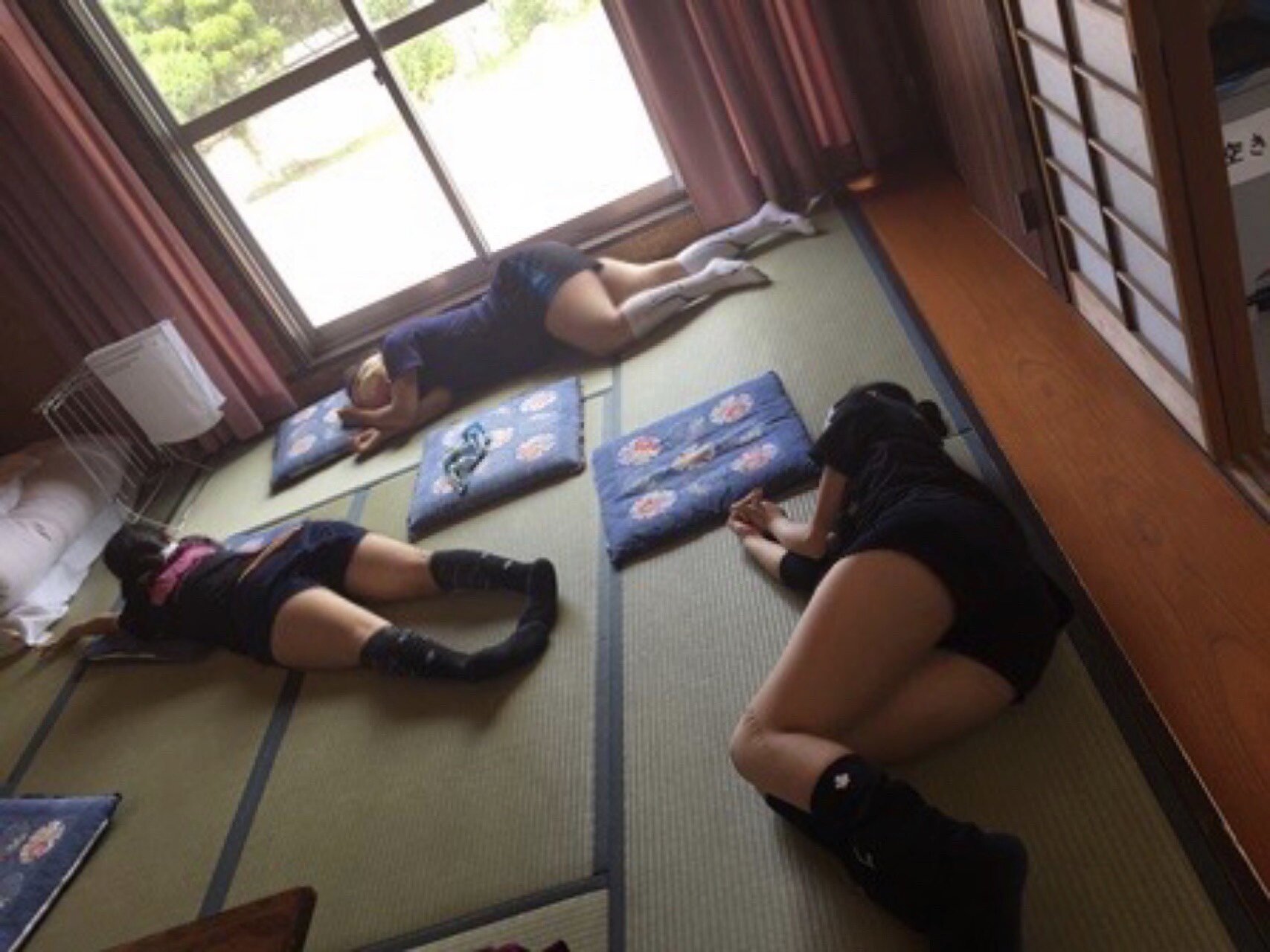 【画像】運動後の部活ＪＫさん、メス臭がすごそう