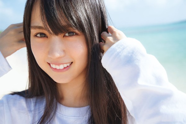【悲報】アラサー女子さん(28)、制服JKコスをさせられてしまうｗｗｗｗｗｗｗｗｗｗｗ