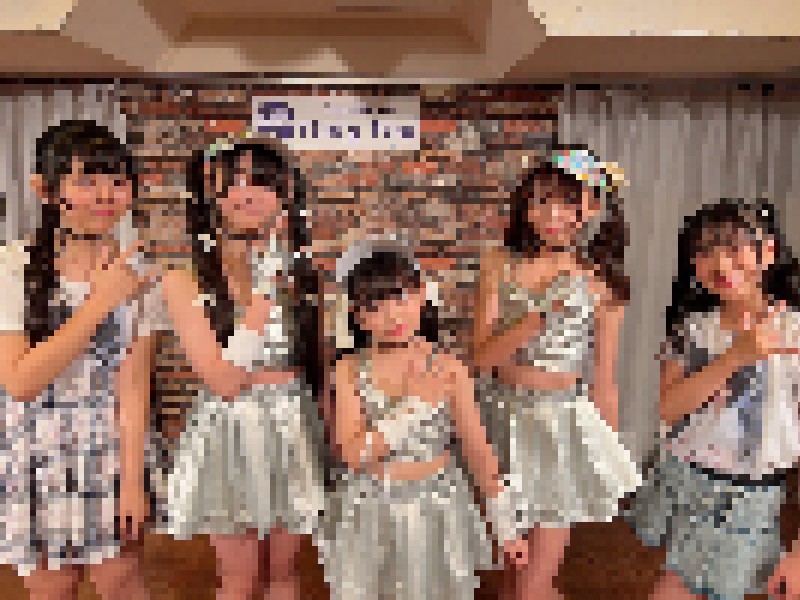【悲報】女児アイドル８歳「チェキ撮れるけど20時までです！」にオタク困惑…