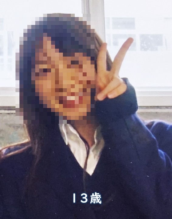 【画像】吉岡里帆「13歳の時の私ですか？そんな可愛くないですよ笑」