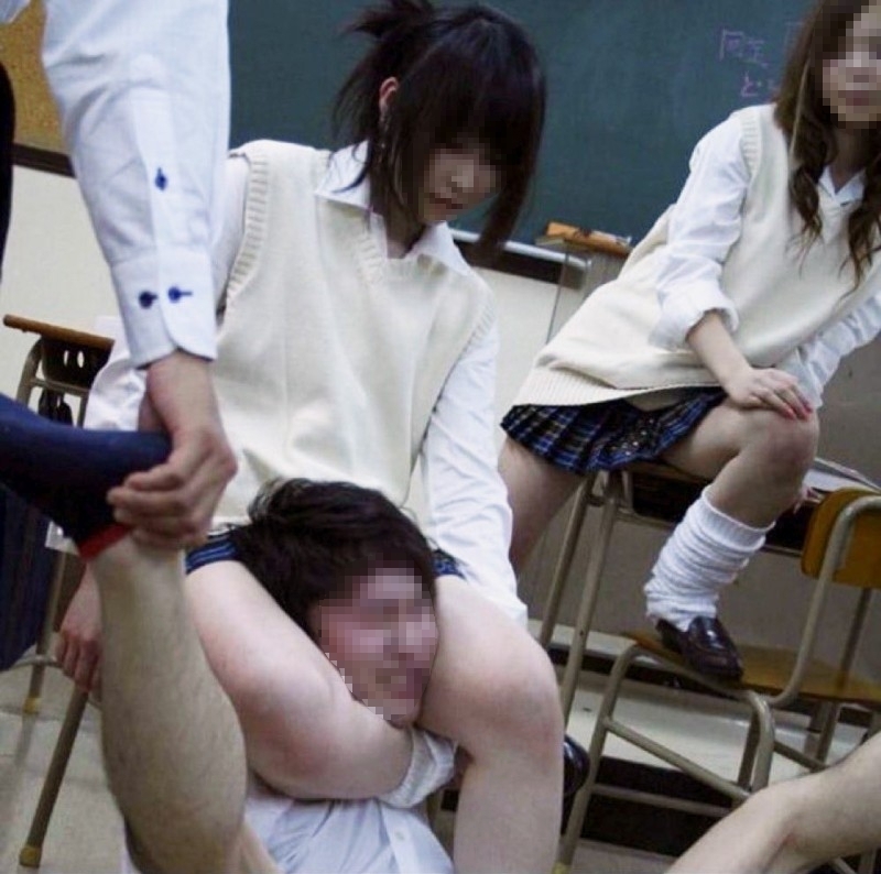 【画像】ＪＫ同士のイジメ、お前らの想像より10倍はエグくて笑えない…