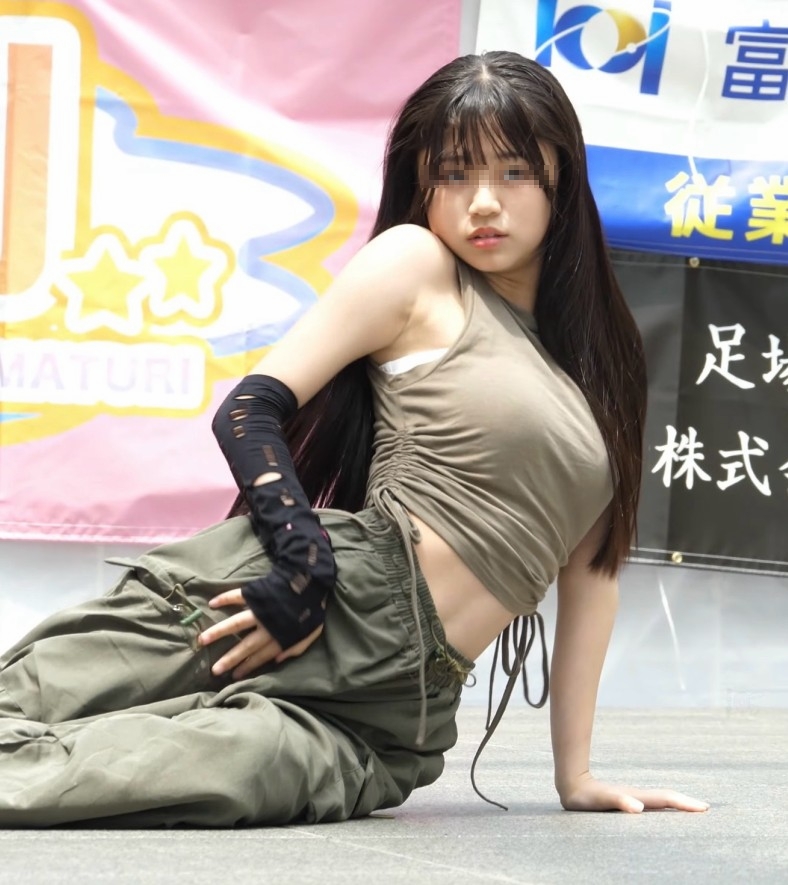 【画像】最近のJKダンス部、オッパイの迫力がすごい????