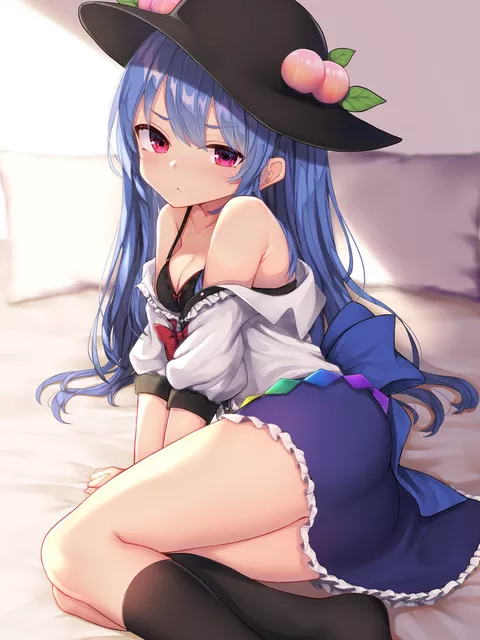 比那名居天子のエロ画像（16件）
