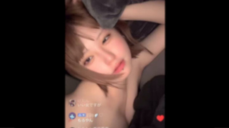 TikTok生配信中に全裸オ○ニーしちゃった日本の10代少女達の動画がエ□いと海外で話題に