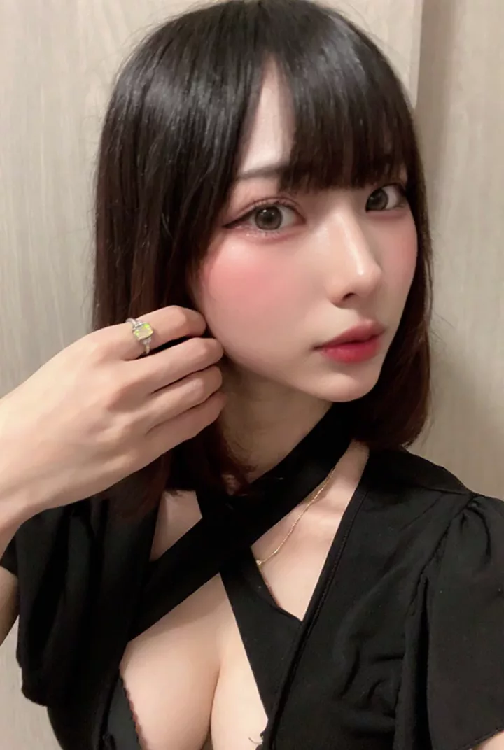 【AIえち動画】服脱いで揉み揉み