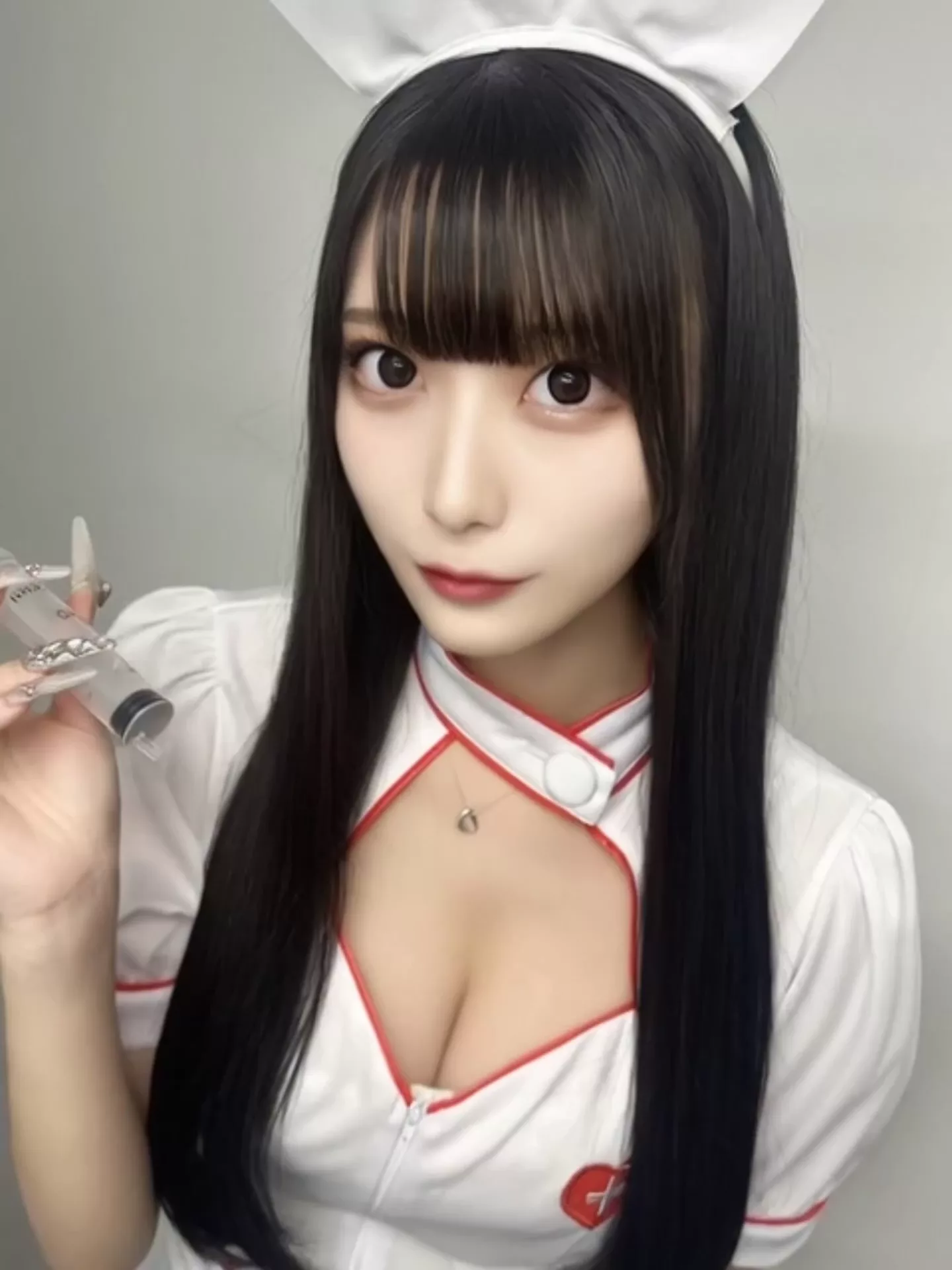 【AIえち動画】揉んだり脱いだりベロ出したり
