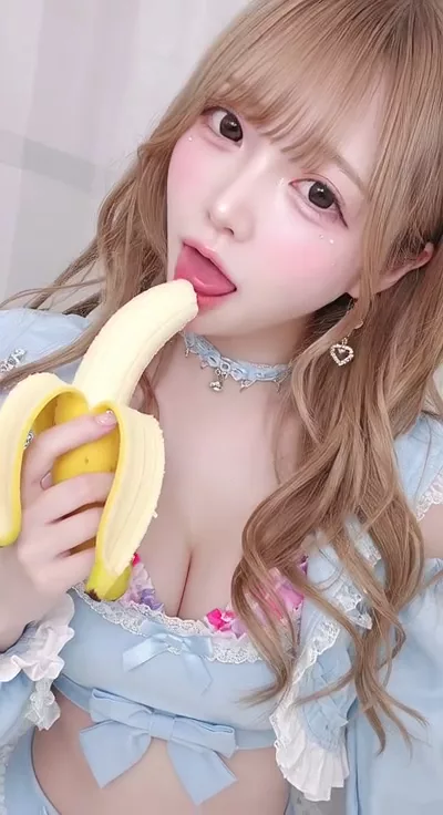 【AIエロ動画】カメラ目線で????！2人