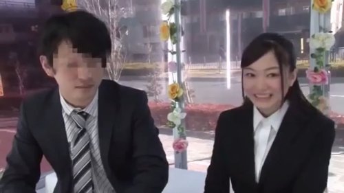 ＜マジックミラー号×OLお姉さん＞あなたの街にやってきたマジックミラー号！食品メーカーお勤めの2人を誘ってMM号で賞金を渡してエッチを見せて貰う事に…