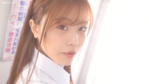 【二階堂夢･本郷愛】《JK×痴漢》「学校に言わないでっ…」朝の通学中の可愛いJK女の子に狙いを定め背後から襲って学校にバラすと脅してやったら簡単に手コキしてくれたので大量ザーメンを出してやったｗ
