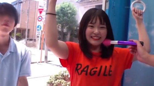 《エロ動画×素人･MM号》マジックミラー号企画！完全シロウト大学生のお姉さんが大好きな彼氏がミラー越しに居るのに他人棒で何度もイッちゃう始末