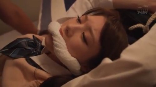 【相沢みなみ】《エロ動画×JK･レイプ》大嫌いなお義父さんの狙いは母ではなく私だった…