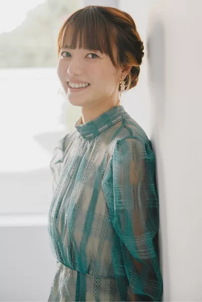 かまいたちの元マネージャー・樺澤まどかのエチエチ写真集ｗｗｗｗ