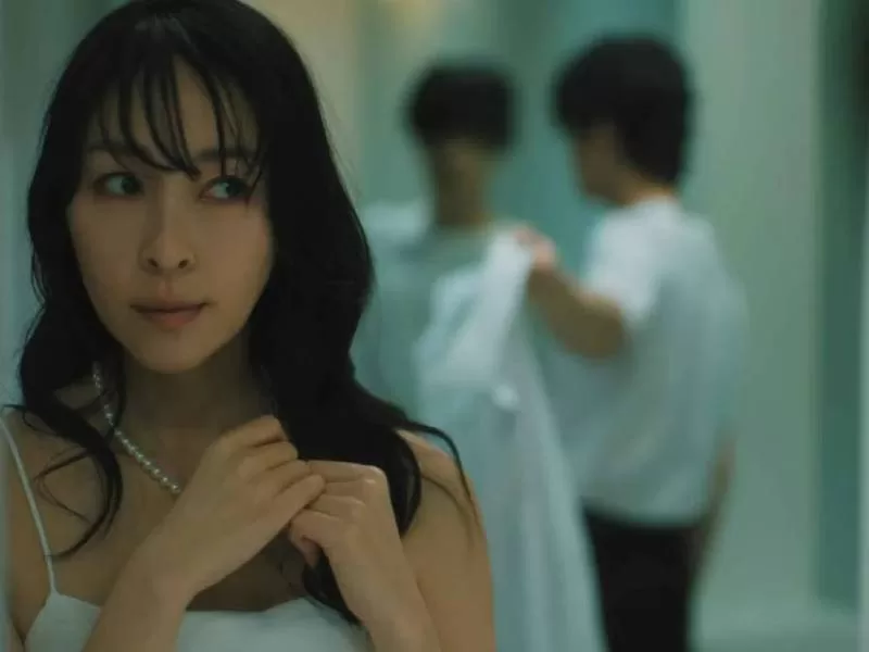 麻生久美子の濡れ場ヌードがマジでエロすぎるｗｗｗｗ