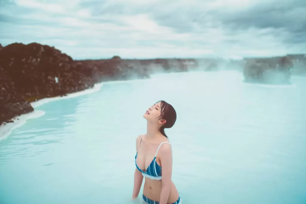 長濱ねるのおっぱい！8年ぶりに披露したけど水着姿がエロすぎるｗｗｗ