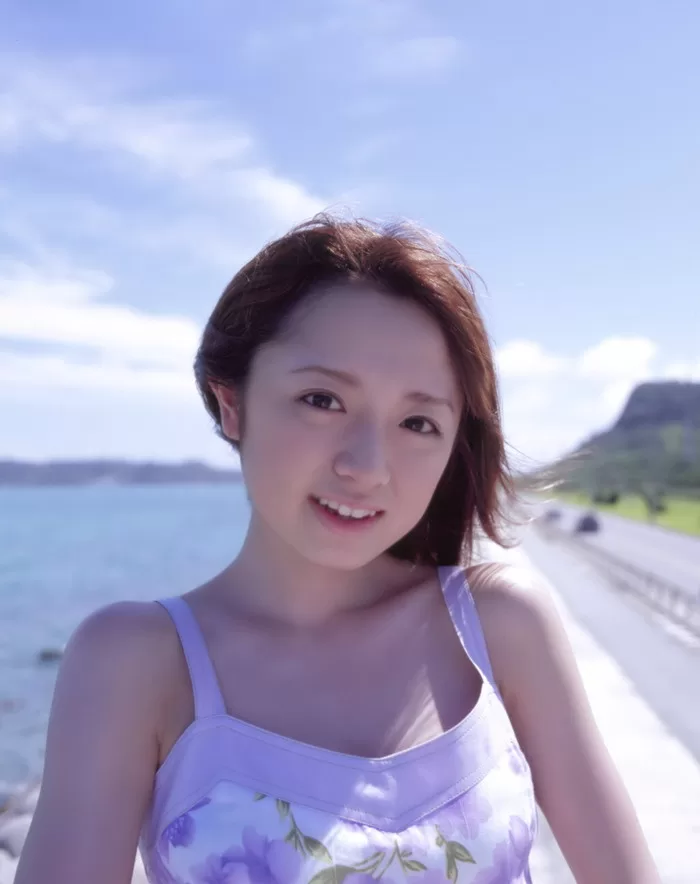 紺野あさ美の水着グラビア画像160枚