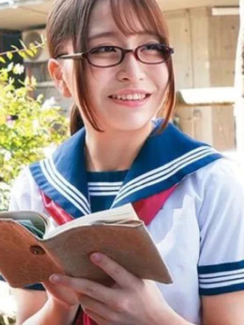 【加藤ももか】真面目で奥手そうな同級生が実は先輩のヤリチン野郎にセフレ状態でハメられていた！