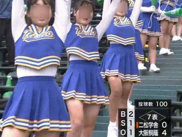 【放送事故盗撮】甲子園中継のTVで大問題！チアリーディングのJK美少女のパンチラ思いっきり丸見えｗｗｗ