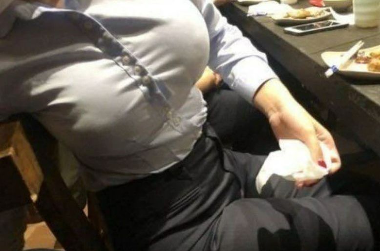 【画像】飲み会で女上司の工ッチボディ、盗撮したよｗｗｗｗｗｗｗｗｗｗ