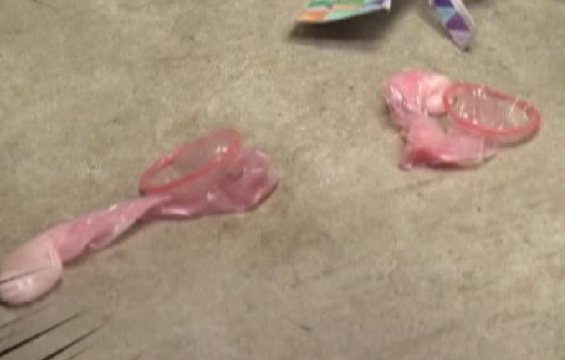 使用済みコンドームって何のゴミの日に捨てれば良いの？