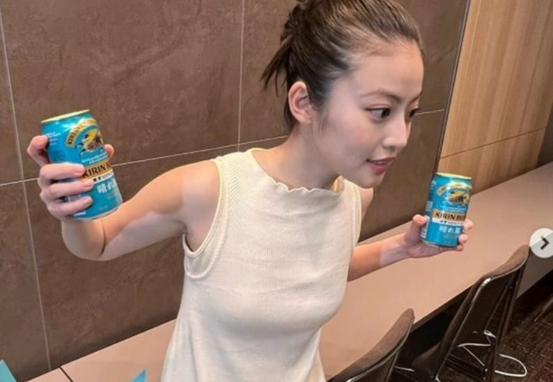 【画像】今田美桜さん、ワンピースのお胸が性的すぎるｗｗｗｗｗｗ