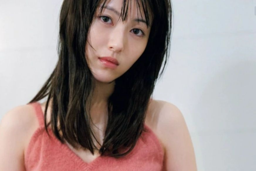 【画像】浜辺美波さん(24)のおっ ぱいｗｗｗｗｗｗｗｗｗｗ