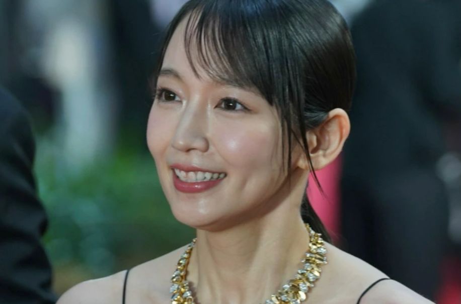 【画像】最新の吉岡里帆さん(32)の高画質ｗｗｗｗｗｗｗｗｗｗ