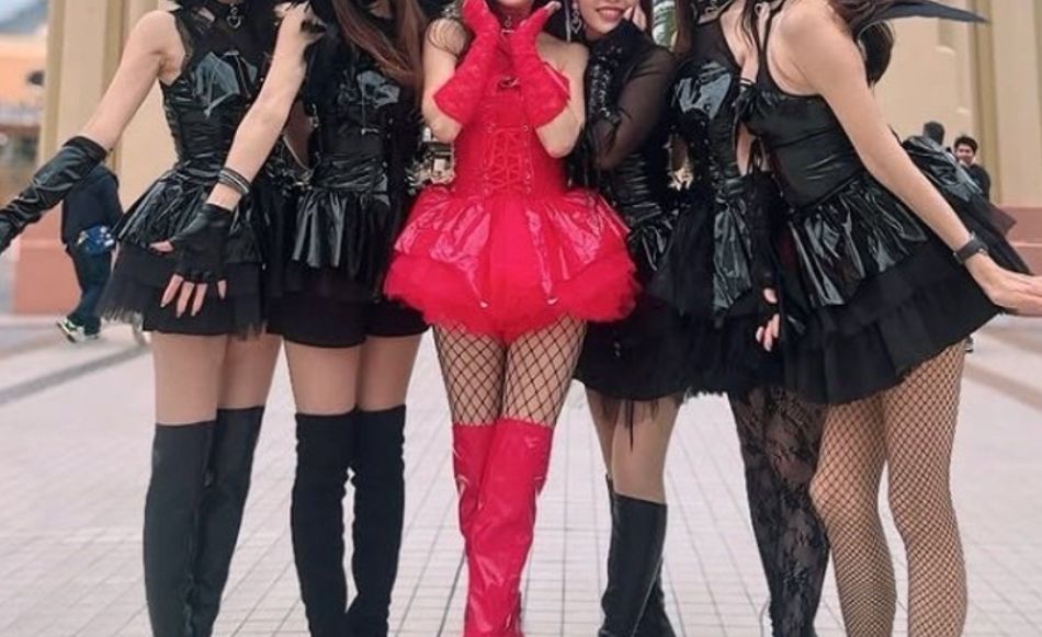【画像】ユニバにエチエチコスプレ美女集団ｗｗｗｗｗｗｗｗｗｗｗｗｗ