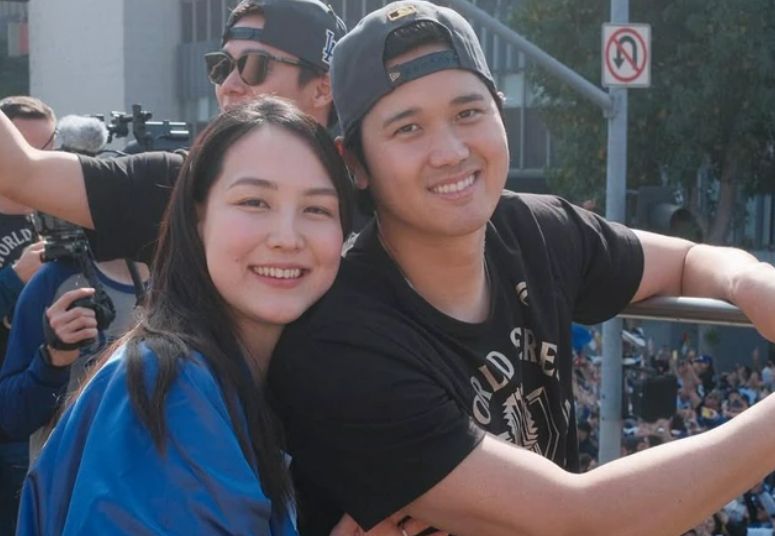 【画像】大谷翔平さん、公衆の面前で真美子夫人にムラムラしてしまうｗｗｗｗｗｗｗｗｗｗｗｗｗ