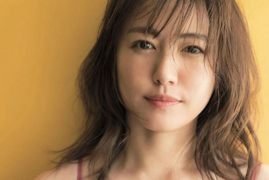 【画像】磯山さやかさん、うっかり乳 輪がはみ出してしまうｗｗｗｗｗｗｗｗｗｗｗｗｗｗ