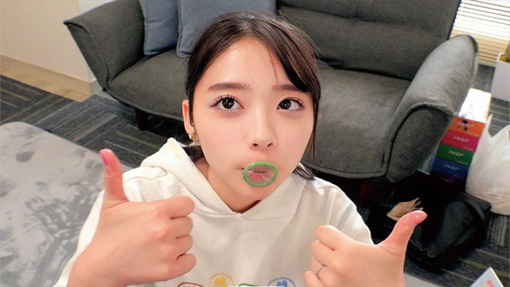 【画像】口でコンドームを装着してくれる女の子、工ロすぎるだろｗｗｗｗｗｗ