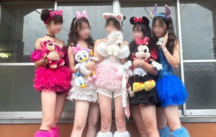 【画像】女子高文化祭、エチすぎてプラチナチケット化してしまうｗｗｗｗｗｗｗｗｗｗ