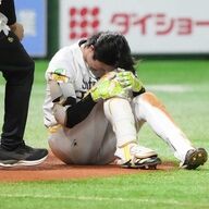 ソフトバンクに激震！周東佑京が骨折、今宮も離脱で緊急事態に突入