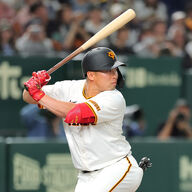 巨人・浅野翔吾が今季初スタメンで初安打＆初アーチ！母の日に贈る“感謝の一発”で勝利導く