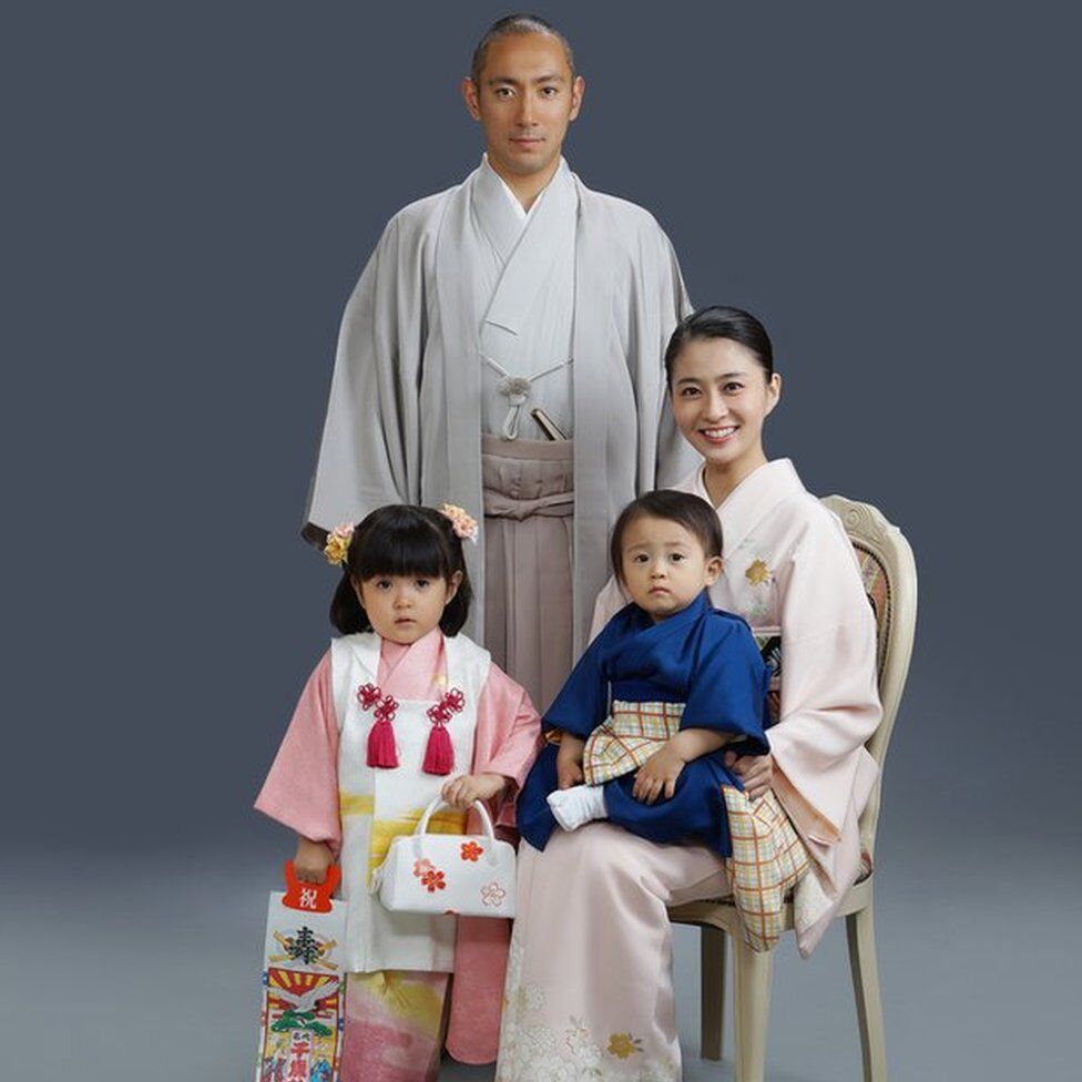 【仲睦まじい姿！】小林麻央さんの子供たち、大きくなった姿に感動を禁じ得ないｗｗ