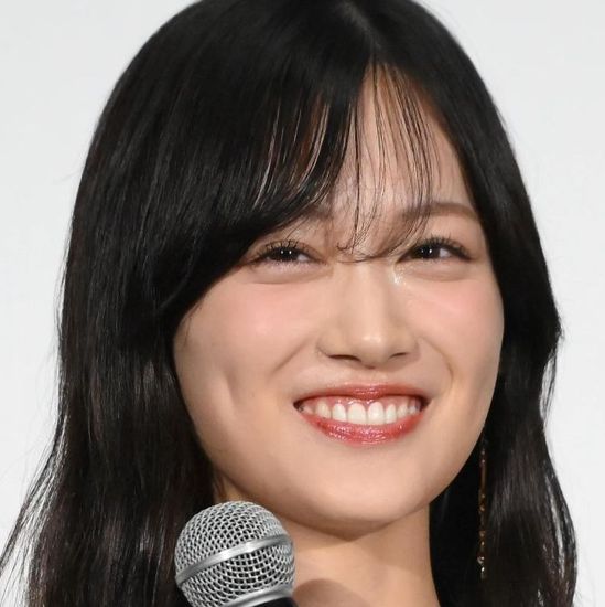 【驚きの報告!?】山下美月が親知らず4本抜いた結果ｗｗｗベッドでエゴサとか草ｗｗｗ