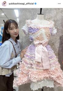 【どの衣装も可愛くて素敵！】柏木由紀が大丸東京で懐かしいAKB48の卒業ドレスを公開！