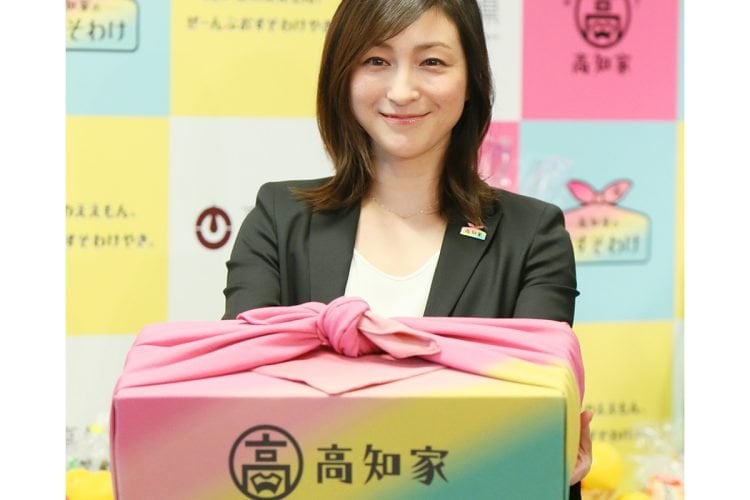 マジで穏やかすぎ！広末涼子、地元高知で感謝のソファ姿に胸キュン＆羨まし爆発