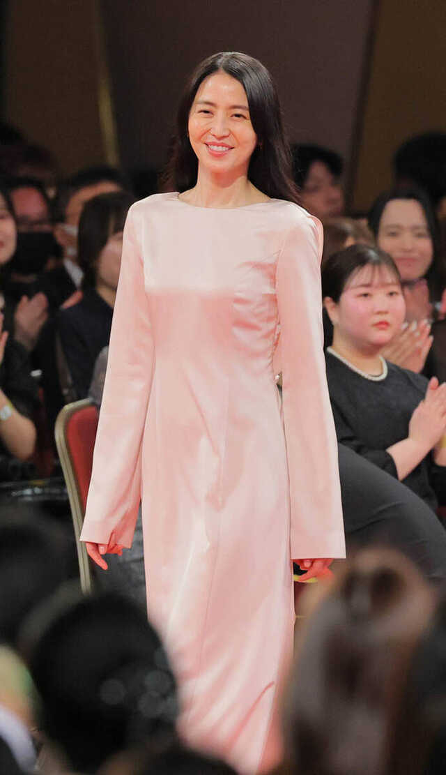 【芸能】長澤まさみ、結婚後初レッドカーペット！華やかドレスで輝く姿に感動