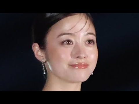 パワハラ報道から2年 橋本環奈さんの人間ドラマを長期観察で読み解く