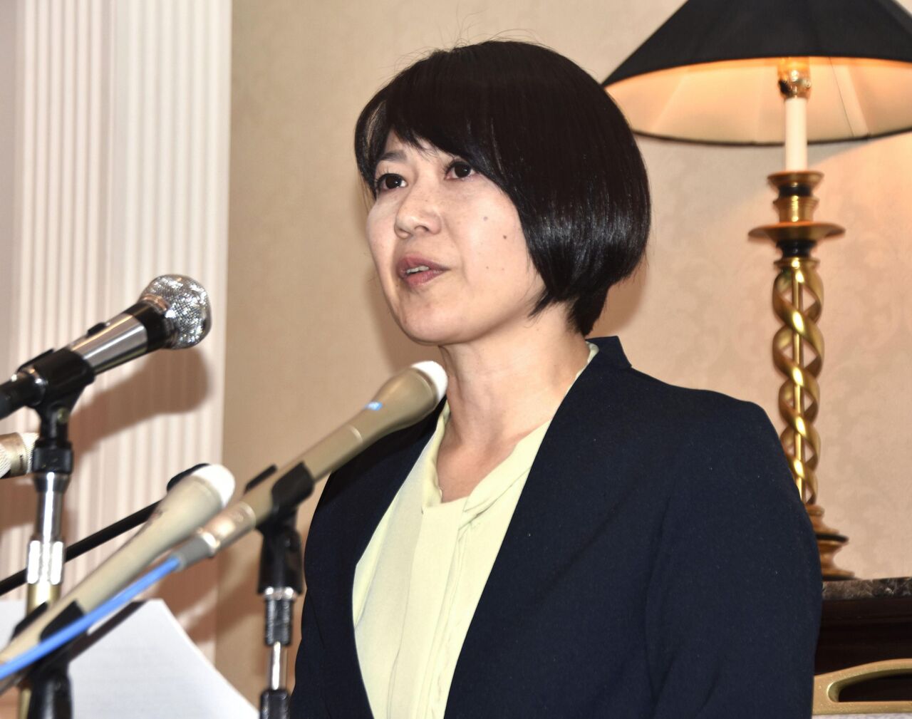 【衝撃発言】小川晶前市長「重い処分だ…心配している」　ラブホ密会相手の職員に停職6ヶ月→「自分は出直し選挙へ」ネット騒然