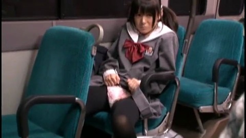 おとなしいJKを寸止め痴●でチ○ポを求めだす‘痴女化’計画 後半