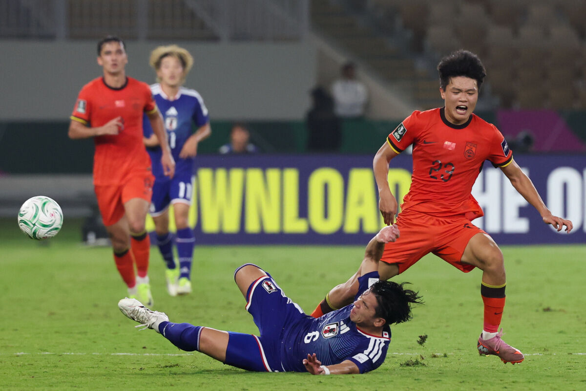 【激怒…カンフーサッカー！】U-23アジア杯決勝、中国のラフプレー連発に大炎上…日本4-0完勝もファンから批判殺到！