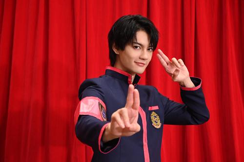 【ファン悶絶…M!LKだよ！！】ぐるナイゴチ27新メンバー1人目解禁…M!LK佐野勇斗が虎マスクからのピンクライン学ランで登場！