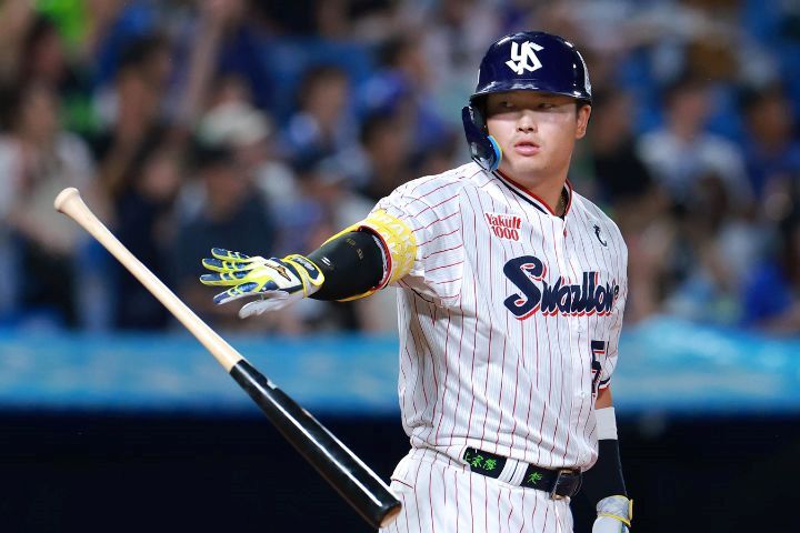 【残念だが…ドジャースへ！】ヤクルト・村上宗隆の移籍先は…　米メディアは300億円超えの大型契約で…またもや！