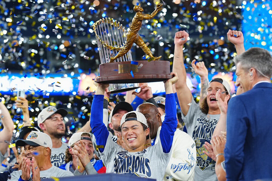 【GOAT…ひとりで3勝しちゃった！】山本由伸かシリーズMVP…この日も登板、胴上げ投手に…WS3勝は2001年以来の快挙！