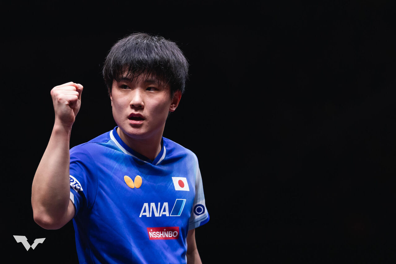 【悲願…初優勝だチョレイ！】卓球・張本智和、WTTファイナルズ香港で初優勝…モーレゴード破り4度目の正直で年間王者に！